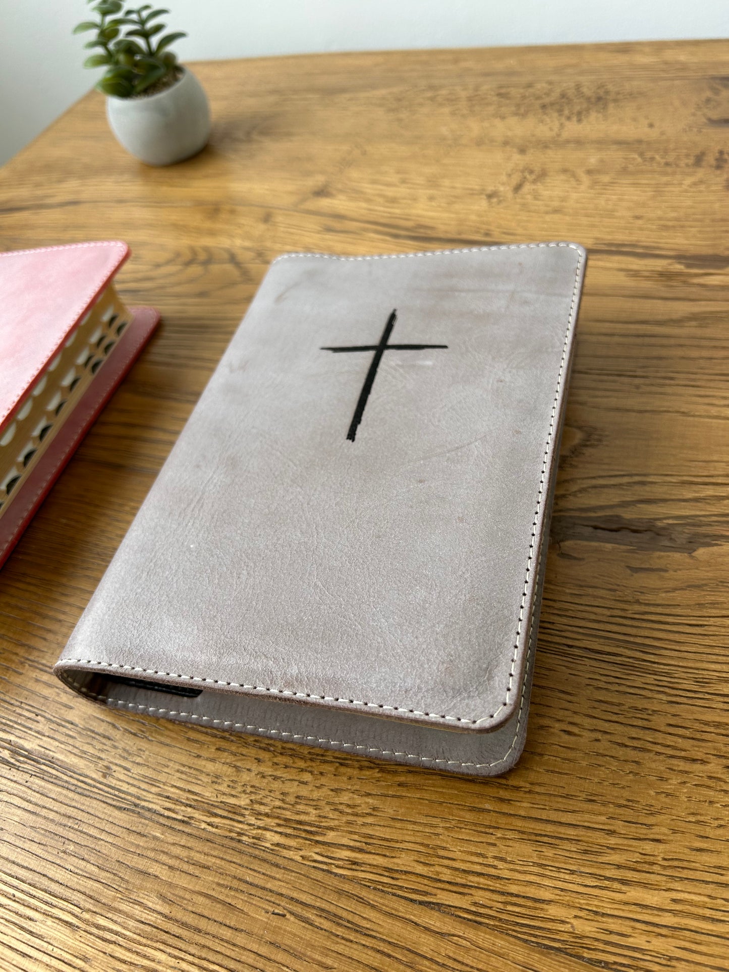 Coperta Biblie medie piele FOG