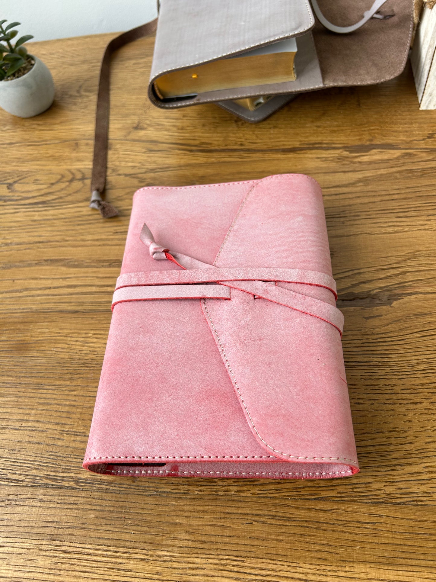 Coperta Biblie medie piele FOG