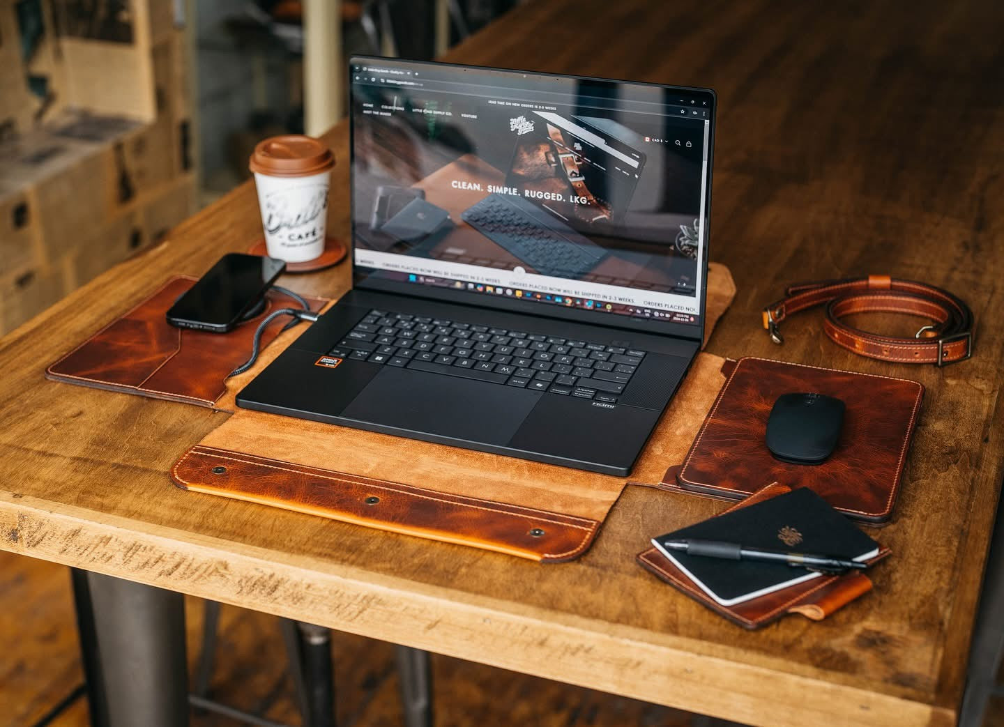 Geanta laptop multi-funcțională