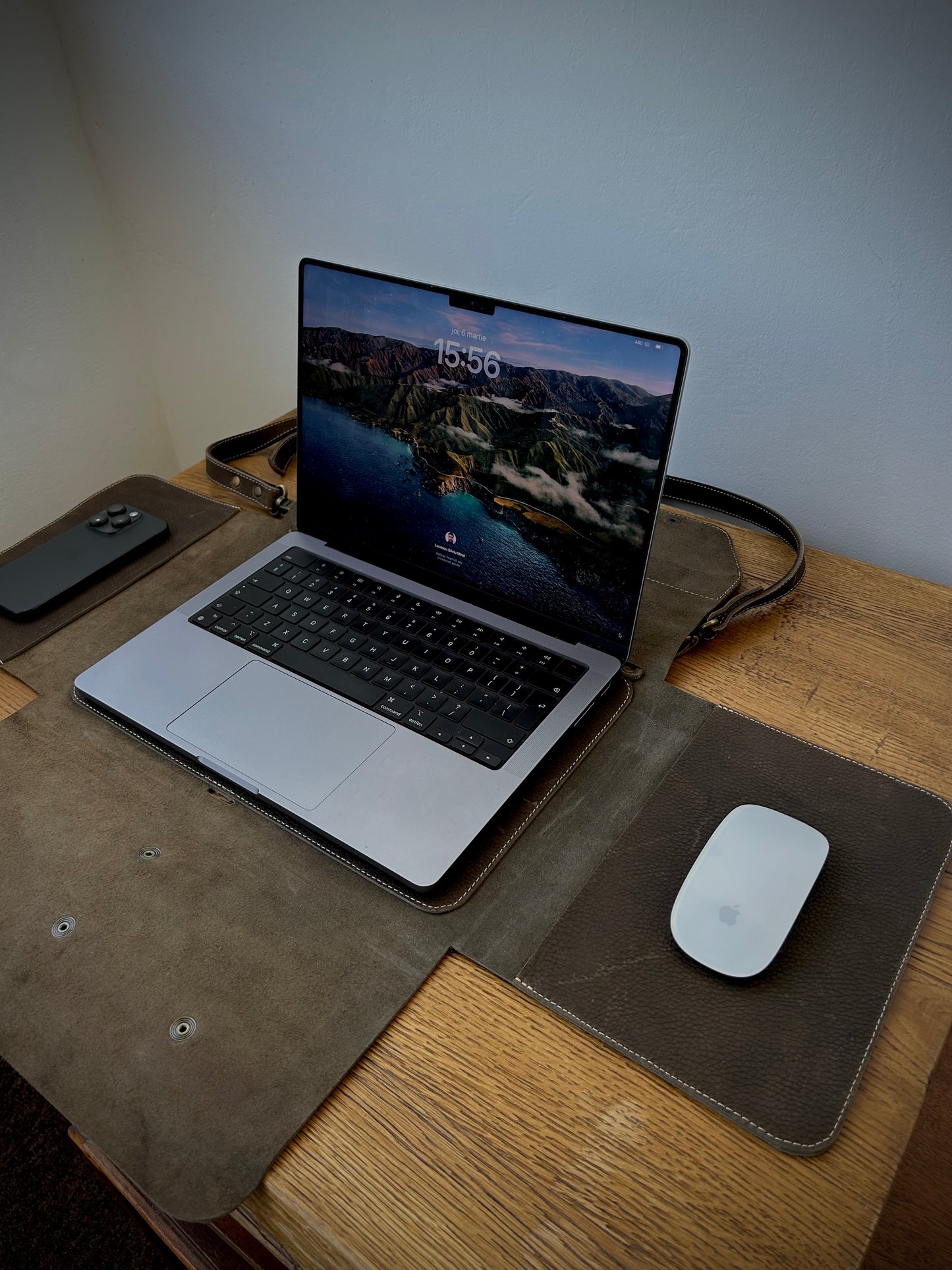 Geanta laptop multi-funcțională